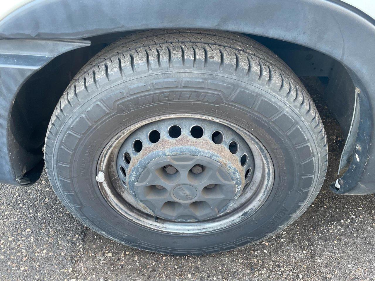 IVECO Daily 35 S15/2.3 V passo lungo tetto alto