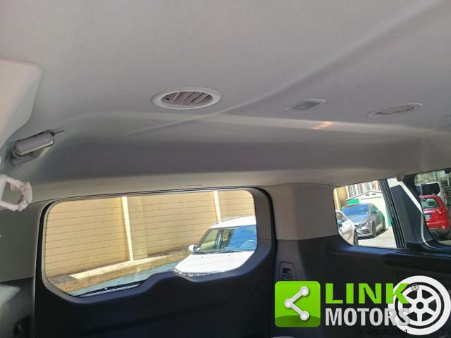 FORD Transit Custom 320 2.0 TDCi 170 PC Combi Trend