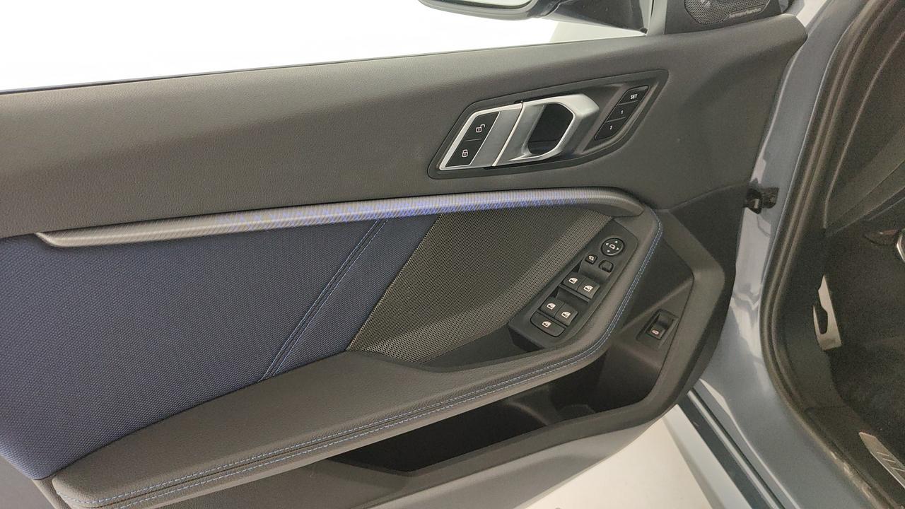 BMW Serie 1 F40 - M 135i xdrive auto