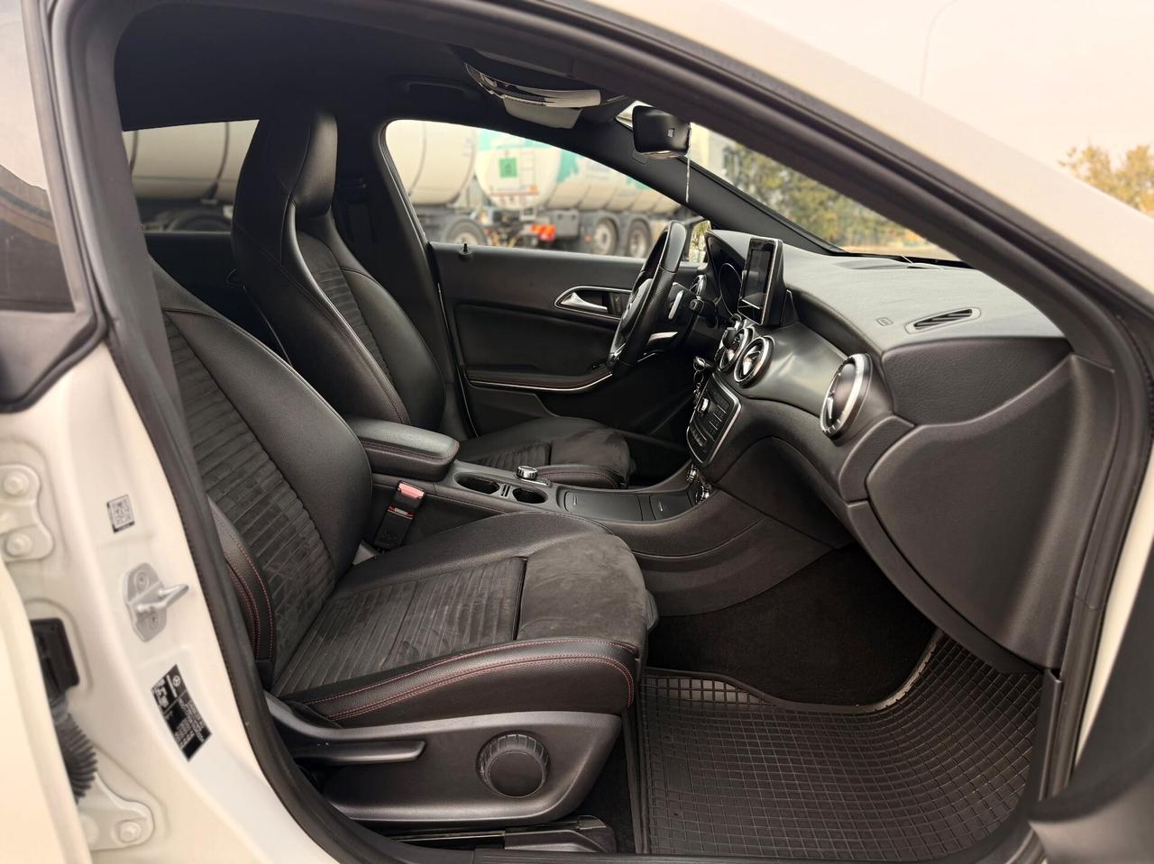 Mercedes-benz CLA 200 d S.W. Automatic Premium