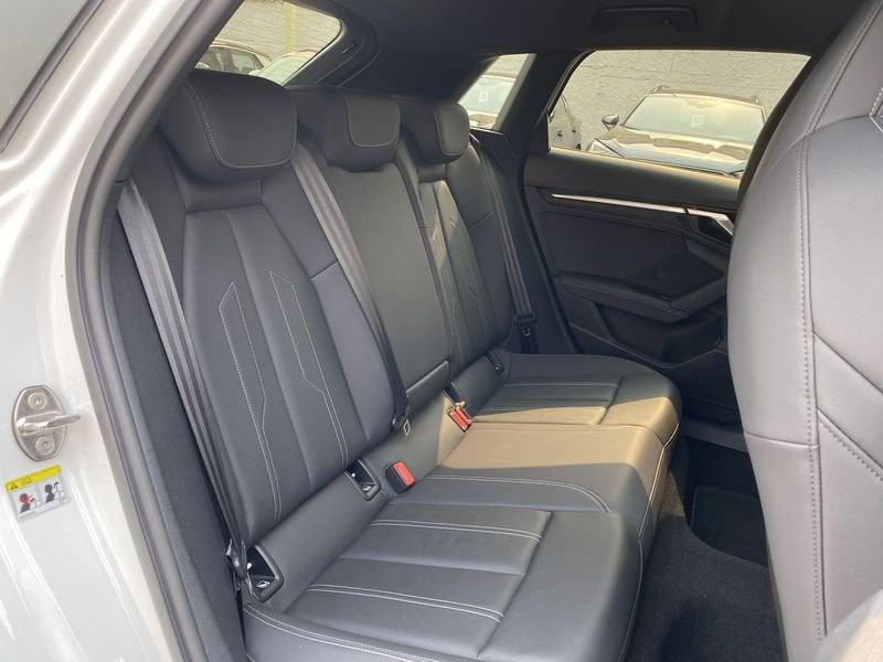 Audi A3 SPB S Line interno ed esterno 2.0 TDI 150CV S-Tronic 35