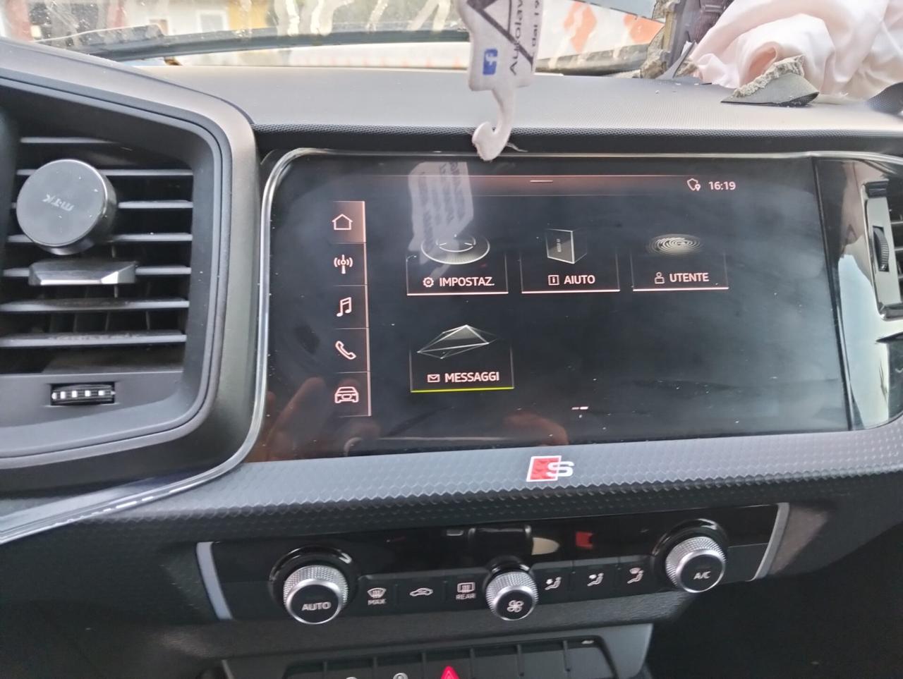 Audi A1 SPB 25 TFSI Identity Black 2019 SINISTRATA