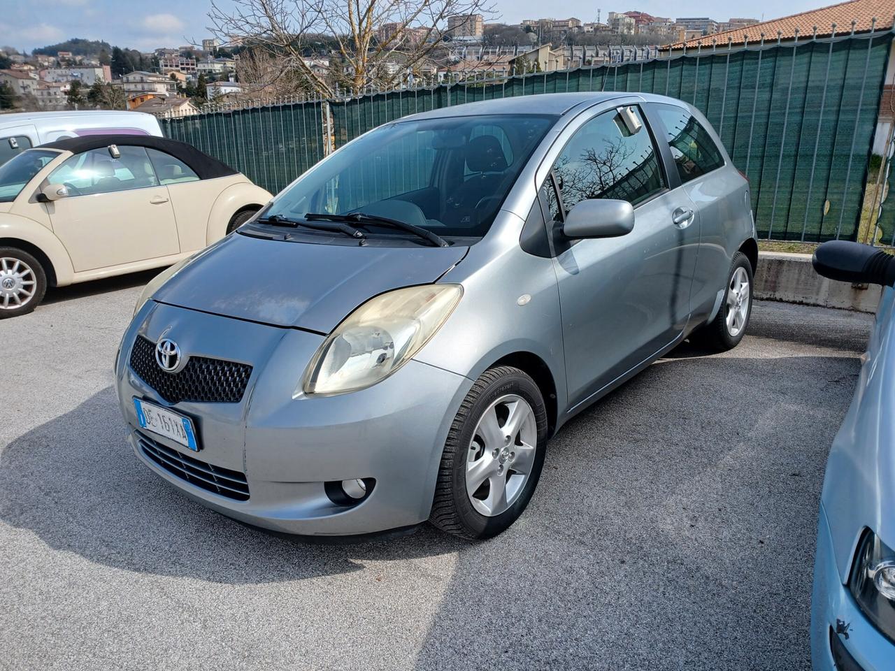 Toyota Yaris BENZINA 1.0 3 PORTE