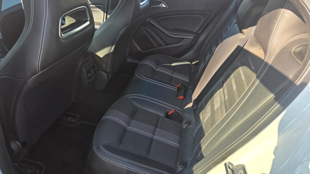 Mercedes-benz GLA 180 Premium unico proprietario