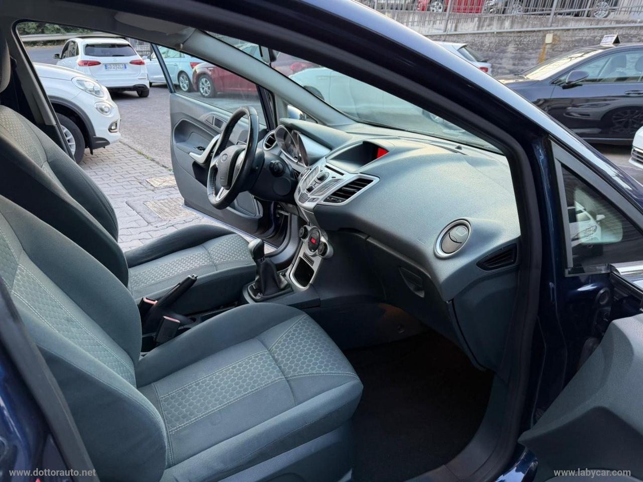 FORD Fiesta 1.6 TDCi 95 CV 5p. Titanium