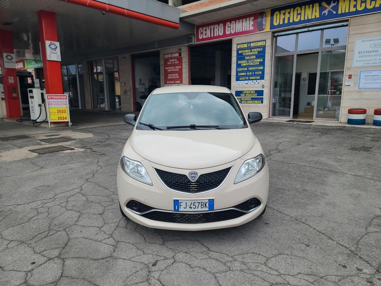 Lancia Ypsilon 1.2 Gold OK NEO solo 90mila KM