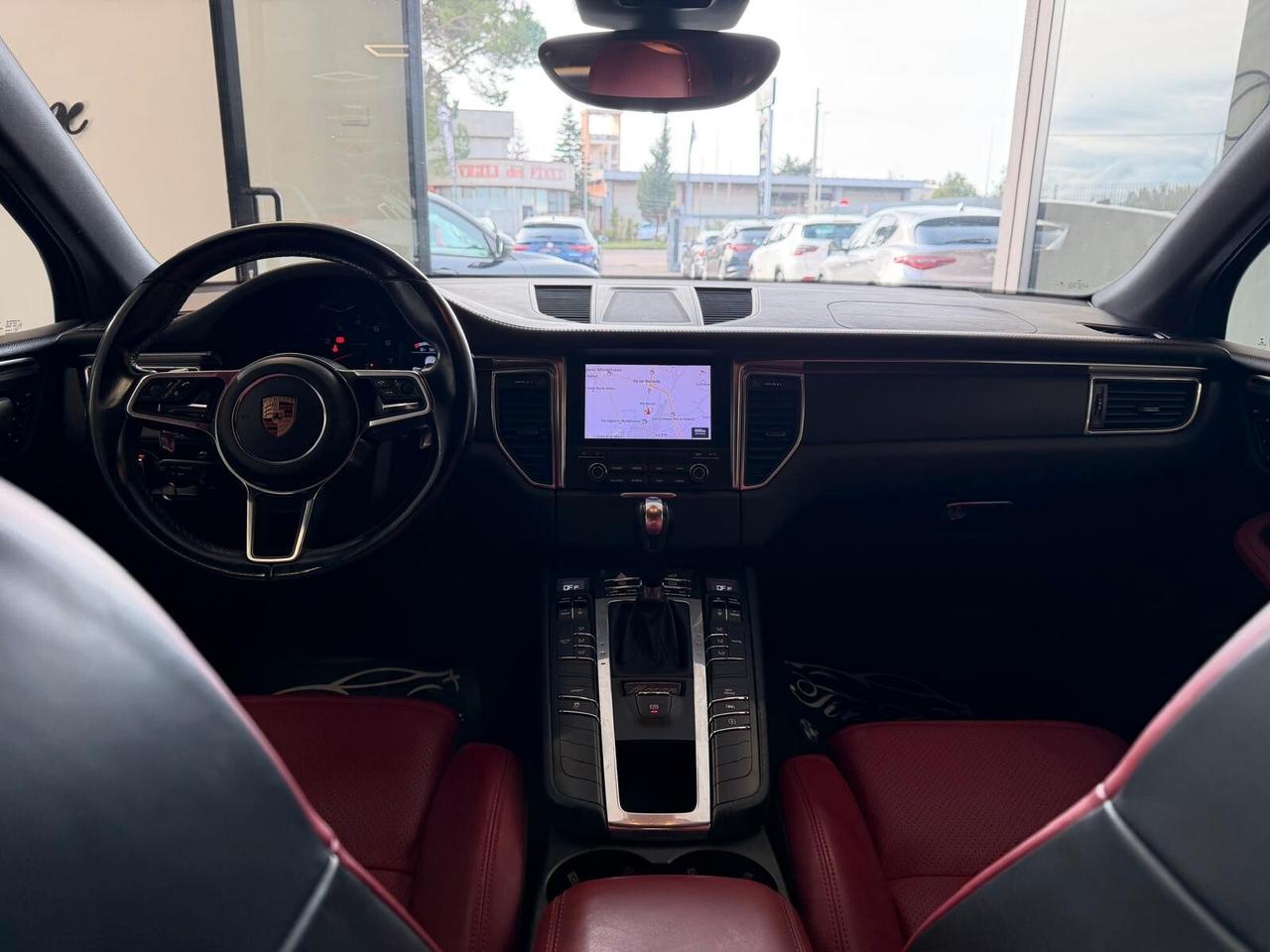 PORSCHE MACAN 2.0 BENZINA 252CV PDK PELLE NAVI CAM ANNO 2017