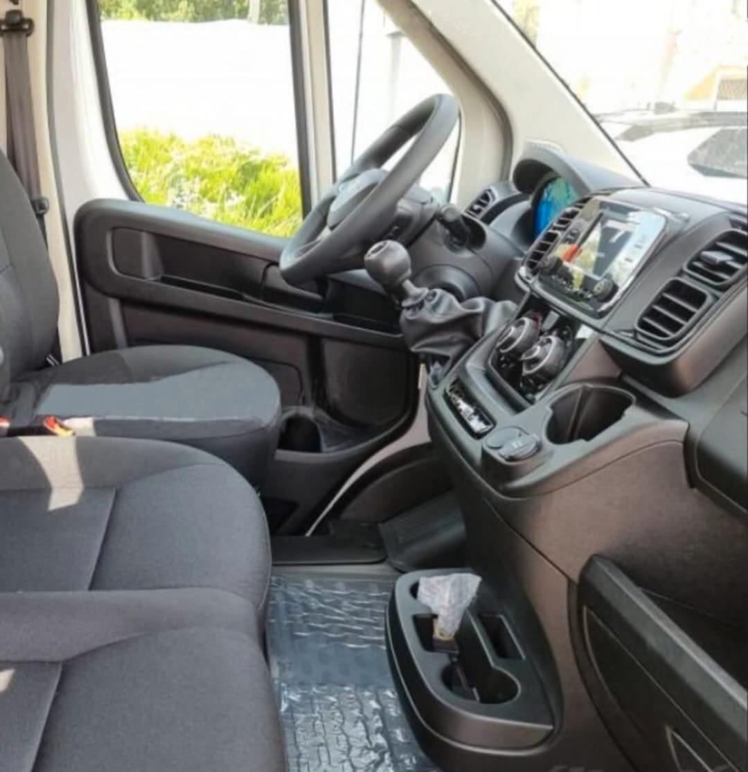 Iveco Daily 35C16 Doppia cabina ribaltabile trilaterale km 0 7 posti Cilindrata 3000
