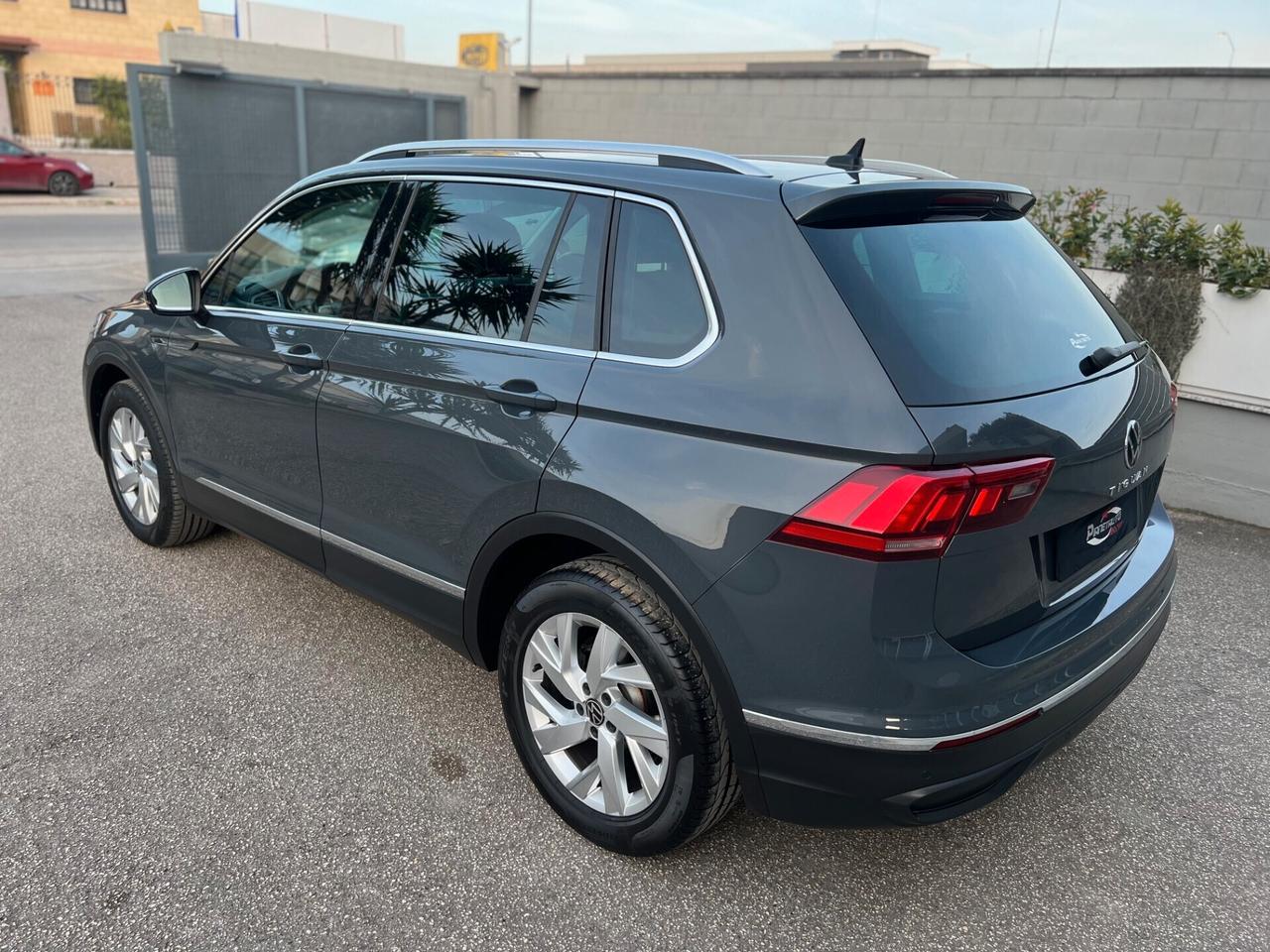 Volkswagen Tiguan 2.0 tdi Life 4motion 150cv DSG LED/NAVI/PDC PERF.
