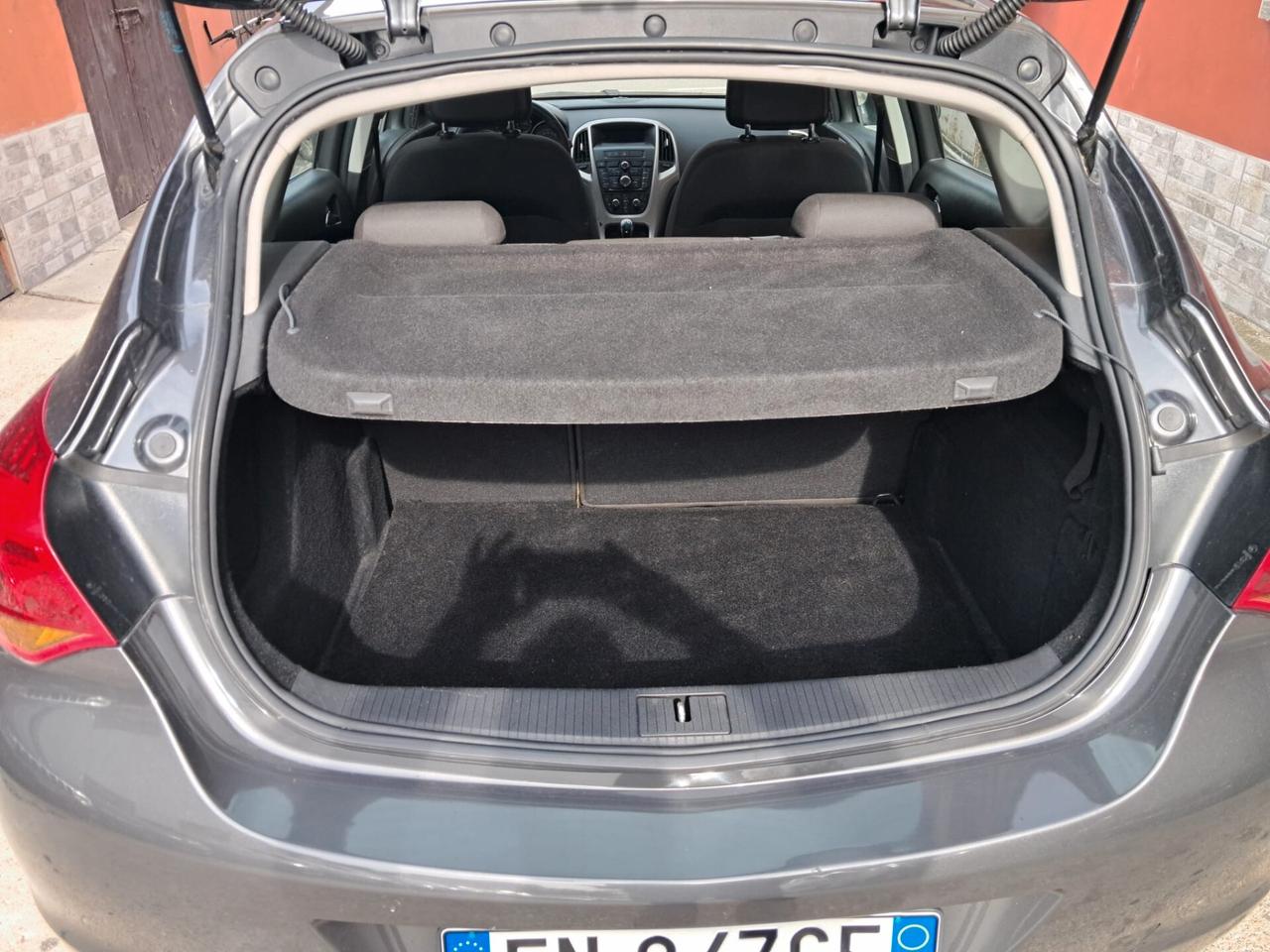 Opel Astra 1.4 Turbo 140CV 5 porte Cosmo benzina