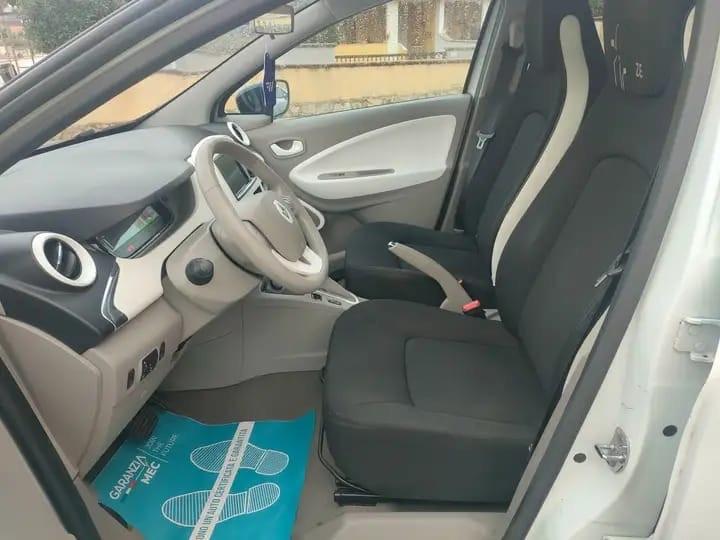 Renault ZOE Life solo da Qualitycars Pescara
