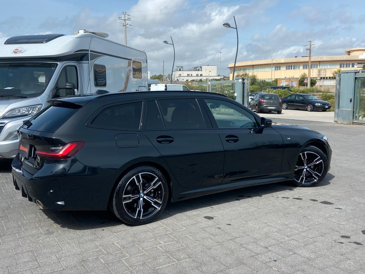BMW 320d Touring mhev 48V MSport auto