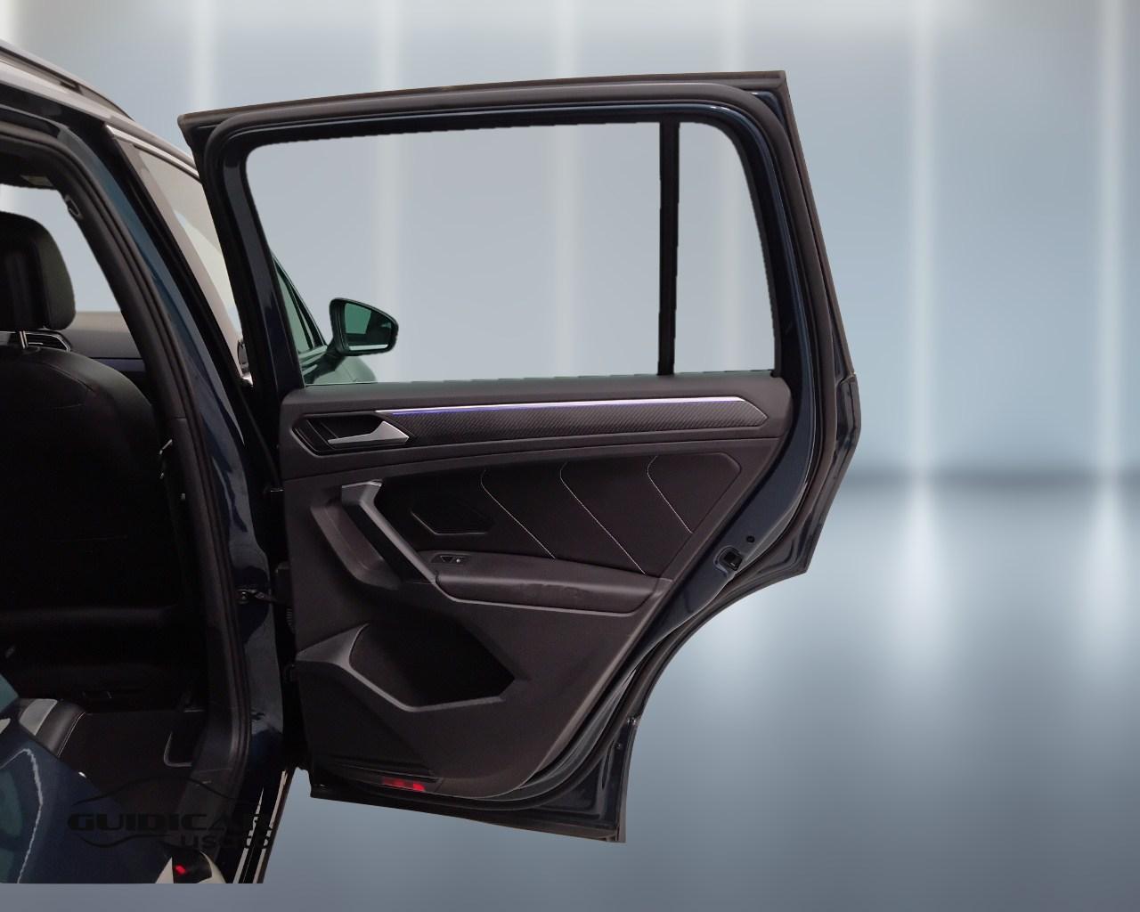 VOLKSWAGEN Tiguan II 2021 - Tiguan 2.0 tdi R-Line 150cv dsg