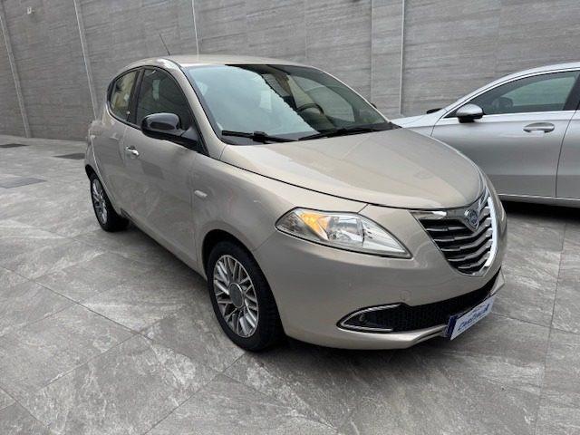 LANCIA Ypsilon 1.2 69 CV 5 porte S&S Platinum