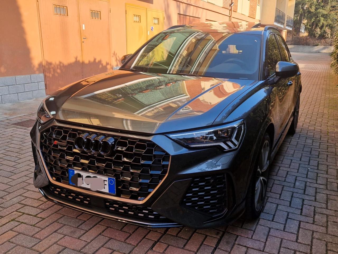 Audi Q3 RS Q3 quattro S tronc 400cv