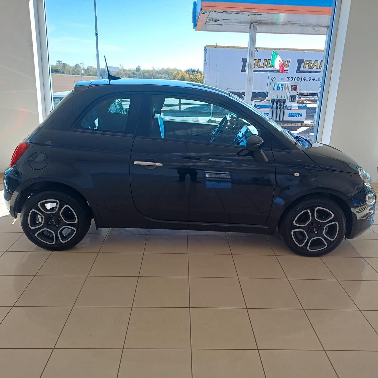 FIAT 500 1..0 HYBRID CLUB FULL OPTIONAL CON 59960KM OCCASIONE €10900