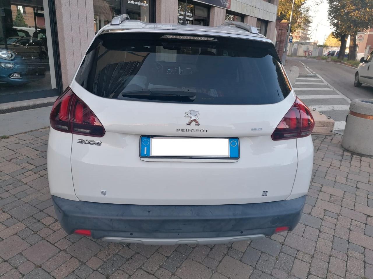 Peugeot 2008 PureTech 82 S&S Allure