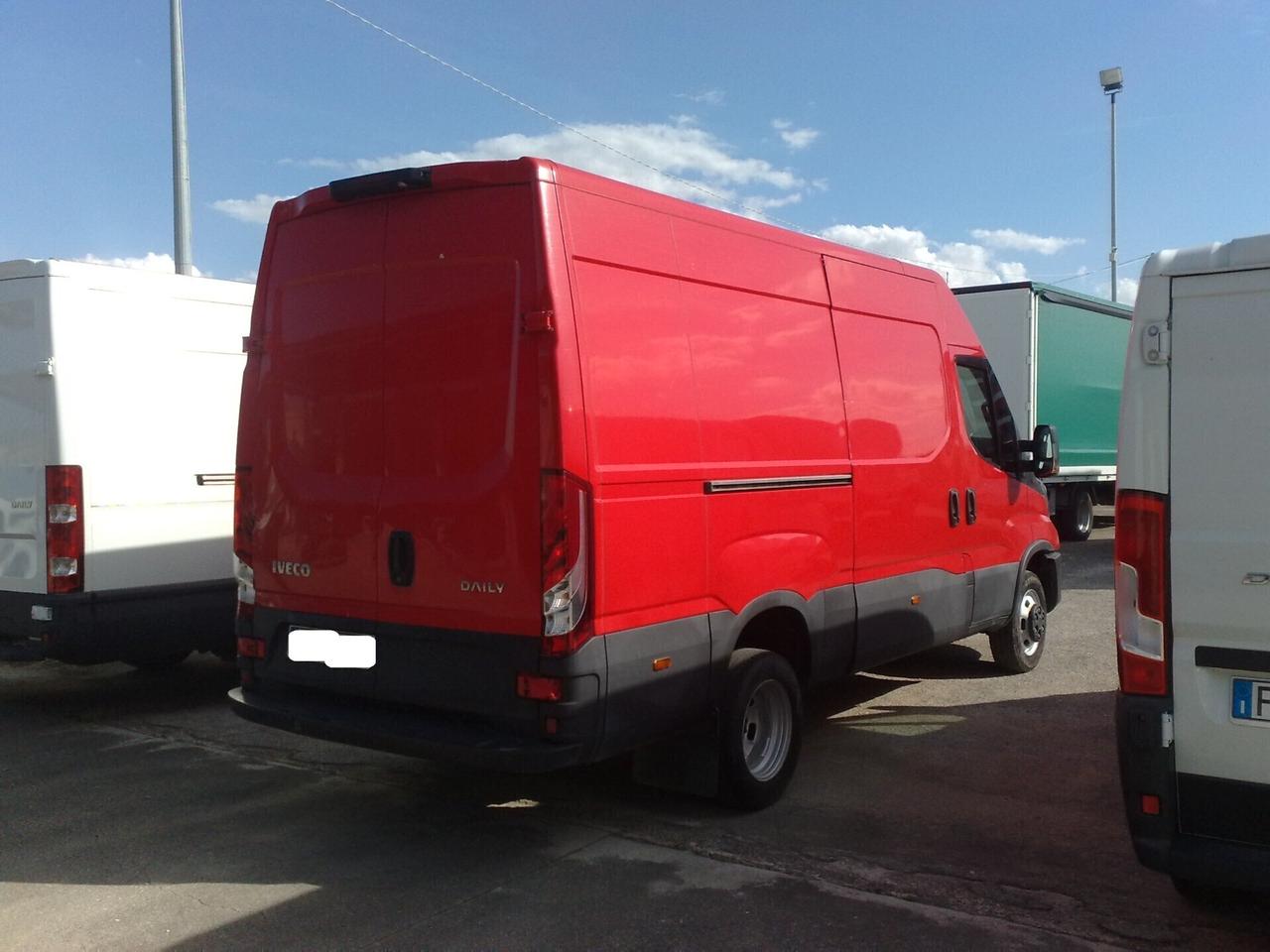 Iveco Daily 35c18 3000cc Furgone di serie - 2020