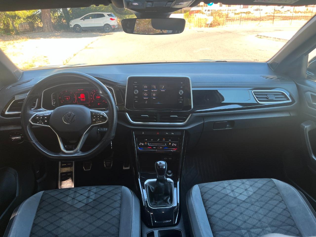 Volkswagen T-Roc 2.0 tdi R-Line 115cv