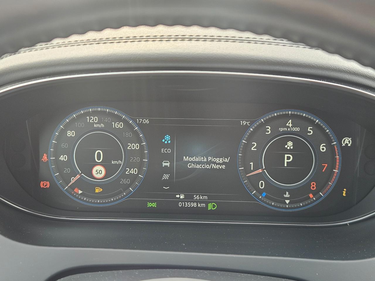Jaguar E-Pace 2.0 249 CV AWD aut. R-Dynamic S 13 Mila km