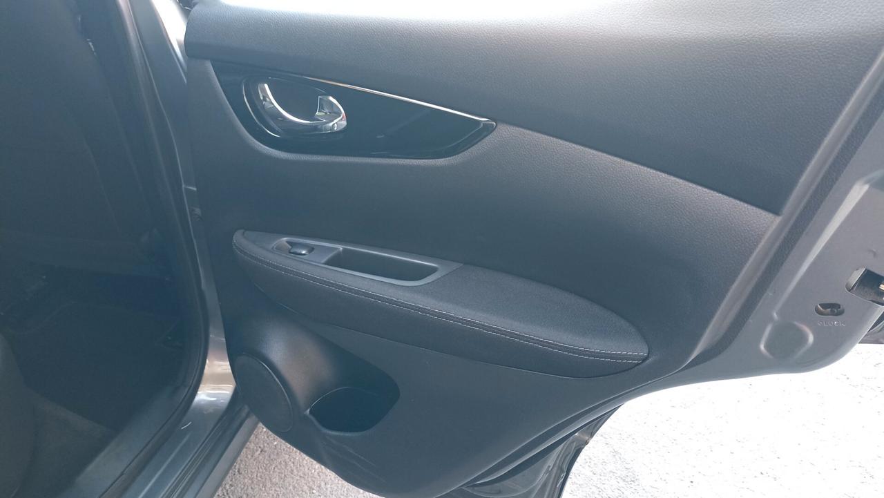 Nissan Qashqai 1.5 dCi Tekna