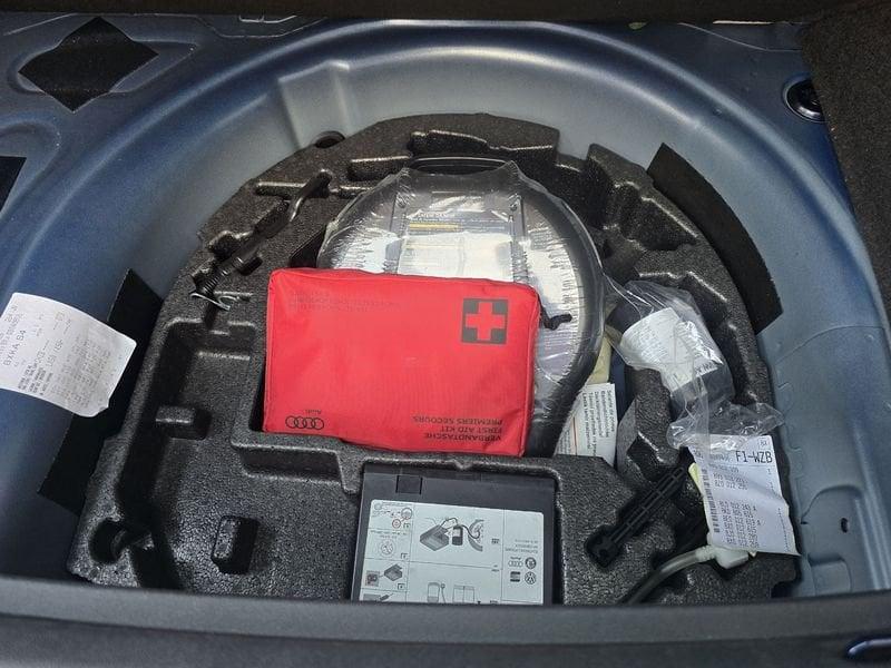 Audi A1 A1 1.0 tfsi ultra Metal Plus 95cv