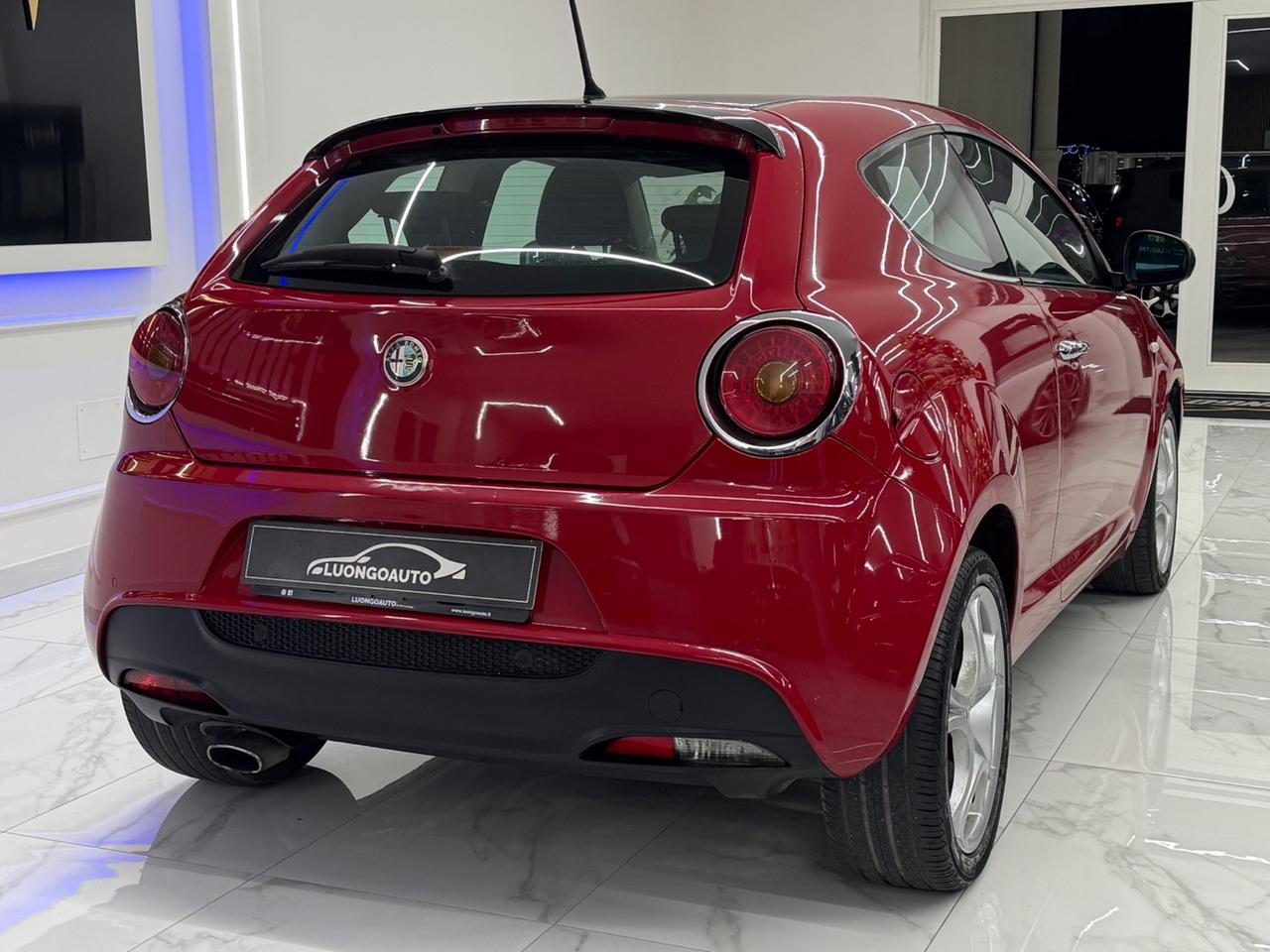 Alfa Romeo MiTo 1.6 JTDm Distinctive Premium Pack