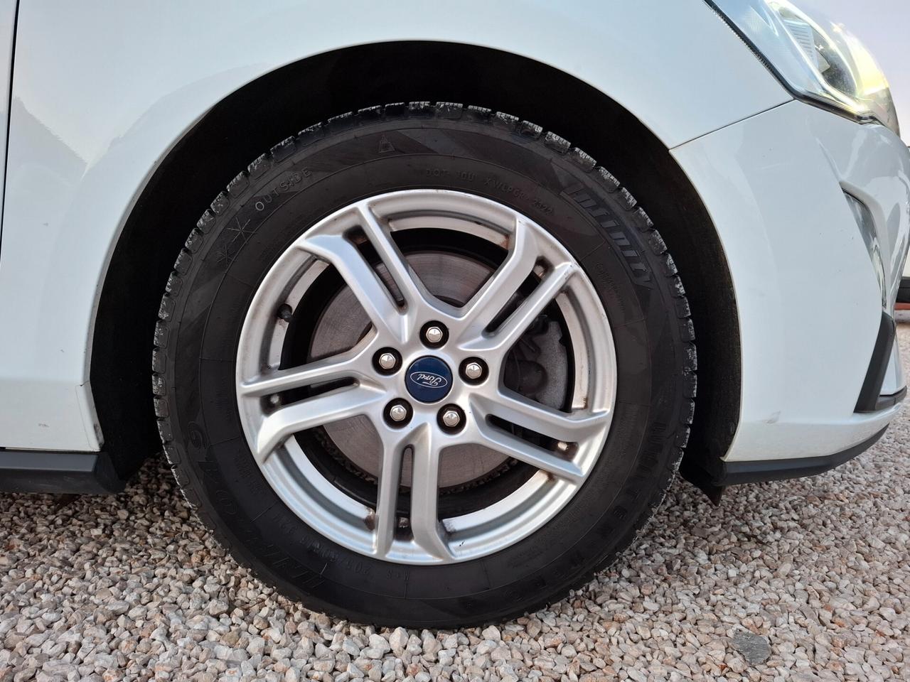 Ford Focus 1.5-120 CV autom.SW *TELECAMERA*NAVI