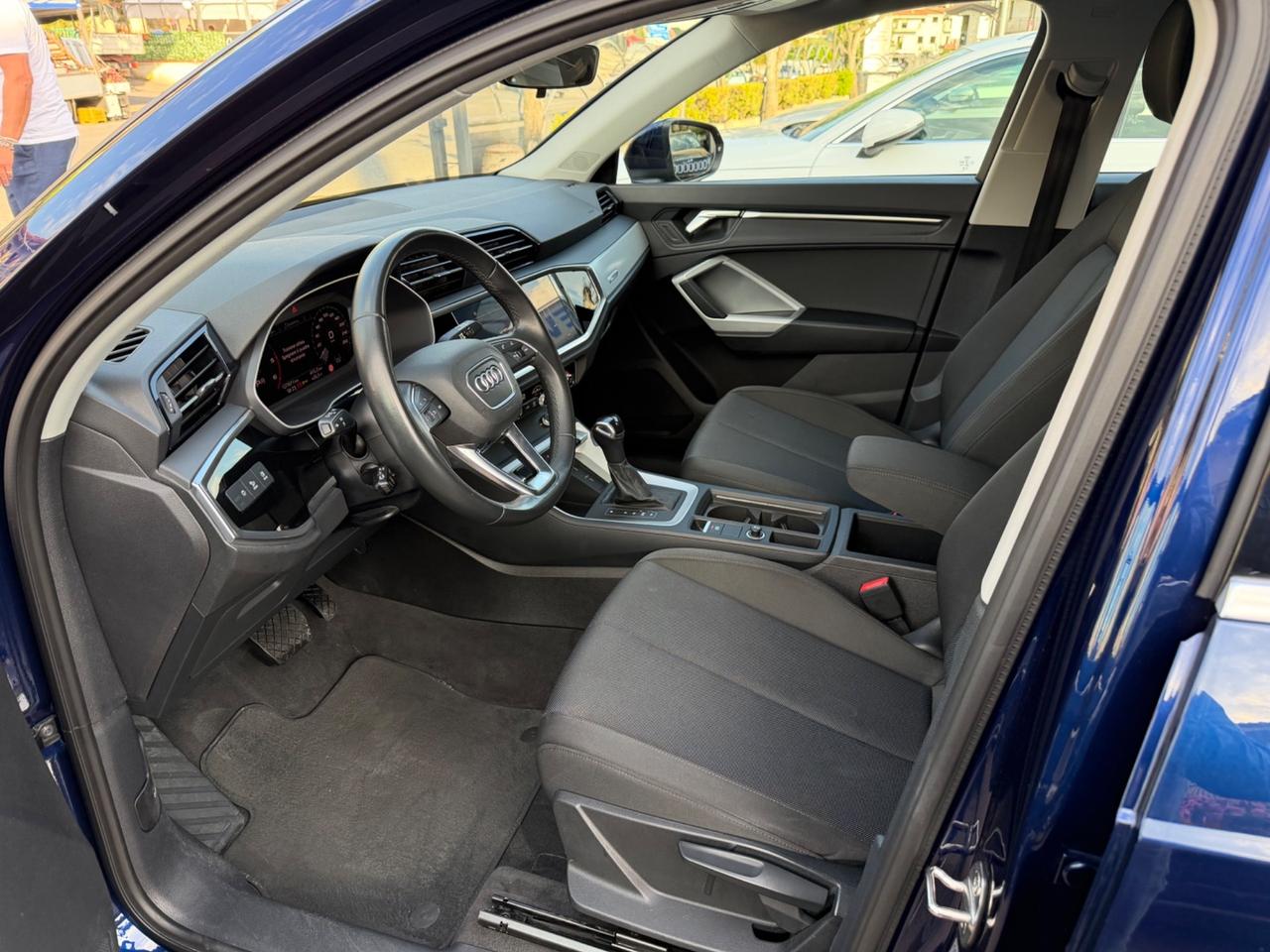 Audi Q3 35 TDI S tronic Business Advanced