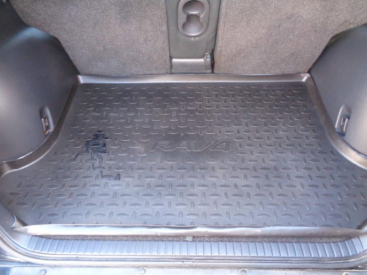 Toyota RAV4 2.2 D-4D 136CV Sol (Finanziabile)