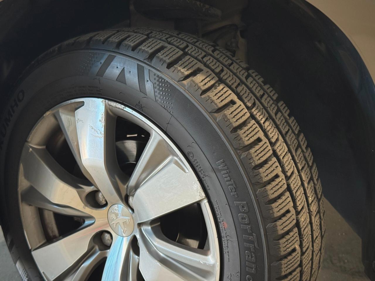 Peugeot 2008 1.2 VTi 82CV Allure - NEOPATENTATI