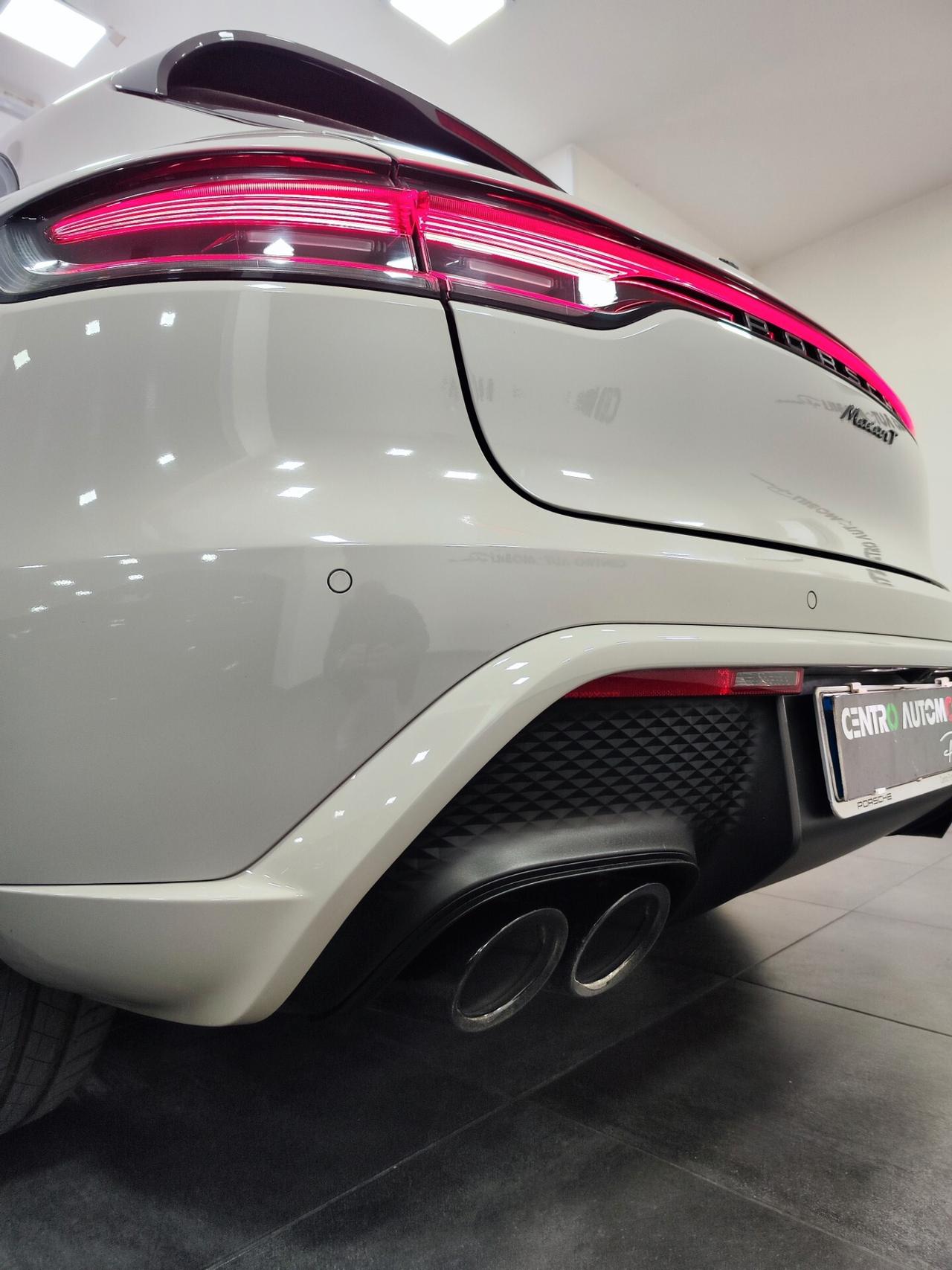 Porsche Macan T 2.0 265cv FULL