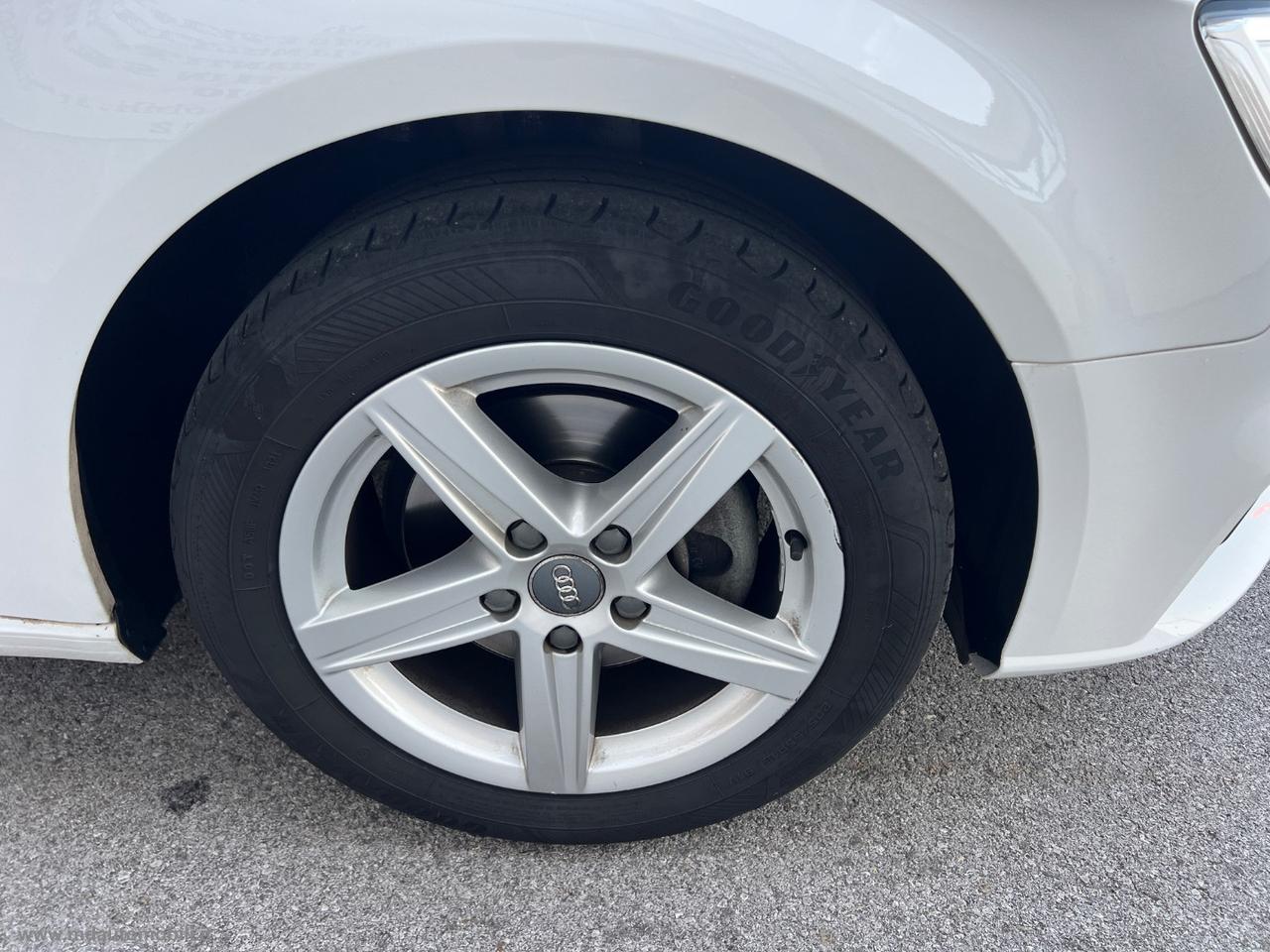 AUDI A3 SPB 30 TDI FARI LED NAVIGATORE
