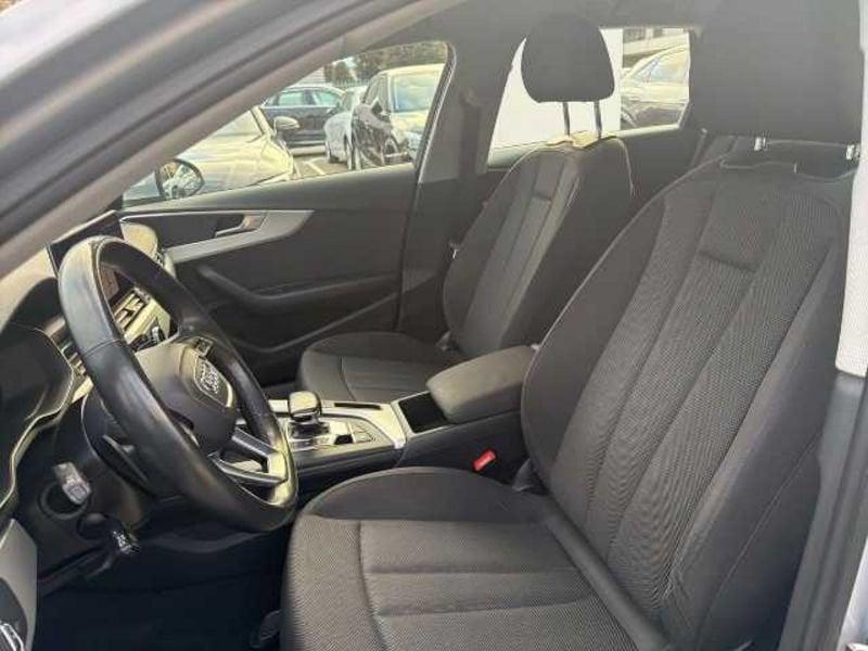 Audi A4 V 2019 Avant 30 2.0 tdi mhev Business Advanced 136cv s-tronic