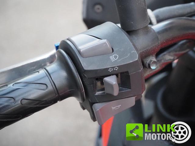 APRILIA Tuono 125 *16 anni*