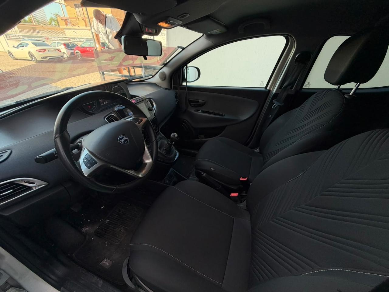 Lancia Ypsilon 2022 1.2 69 CV 5 porte GPL ORIGINALE Gold