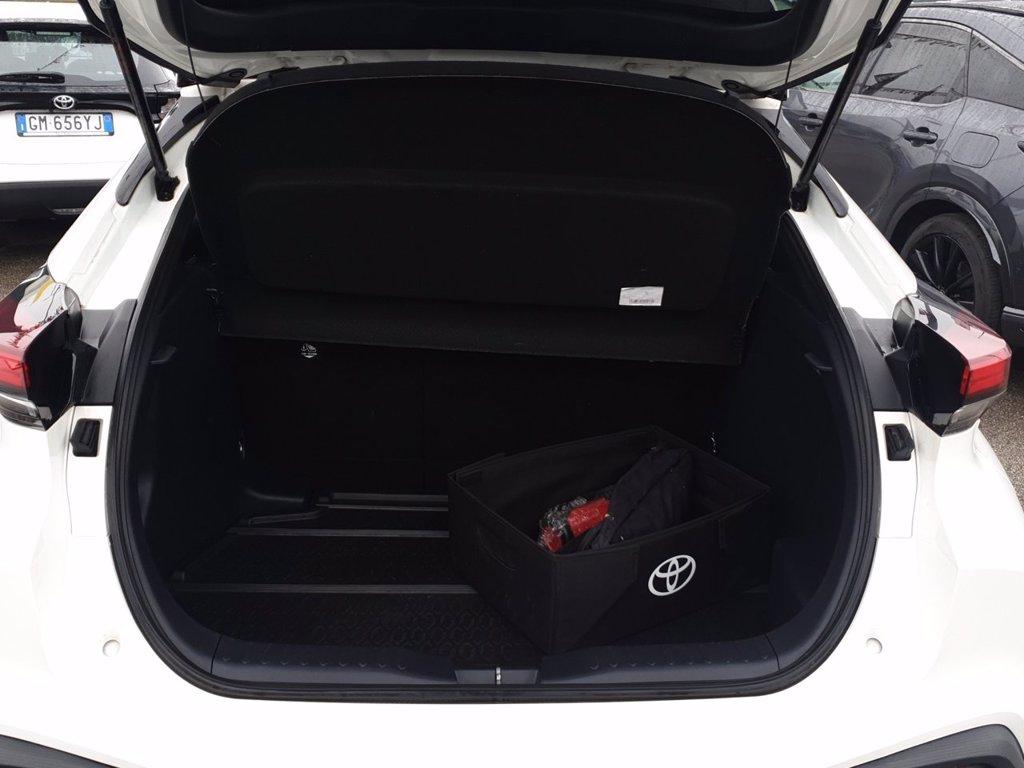 TOYOTA C-hr 2.0 hev trend fwd e-cvt del 2024