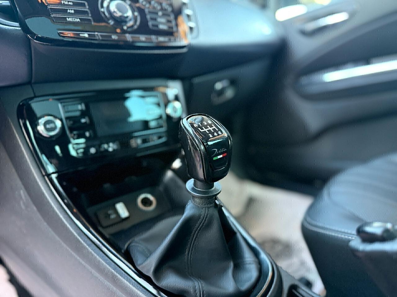 Lancia Delta 1.4 T-Jet 120 CV Gold Ecochic GPL,tetto apribile,pelle,cerchi 17,cruise control,comandi al volante,blu&me,sensori di parcheggio,full