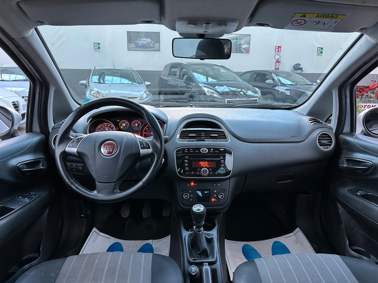 Fiat Punto 1.2 Benz, Euro 6, si neopat, uni propriet, perfetta