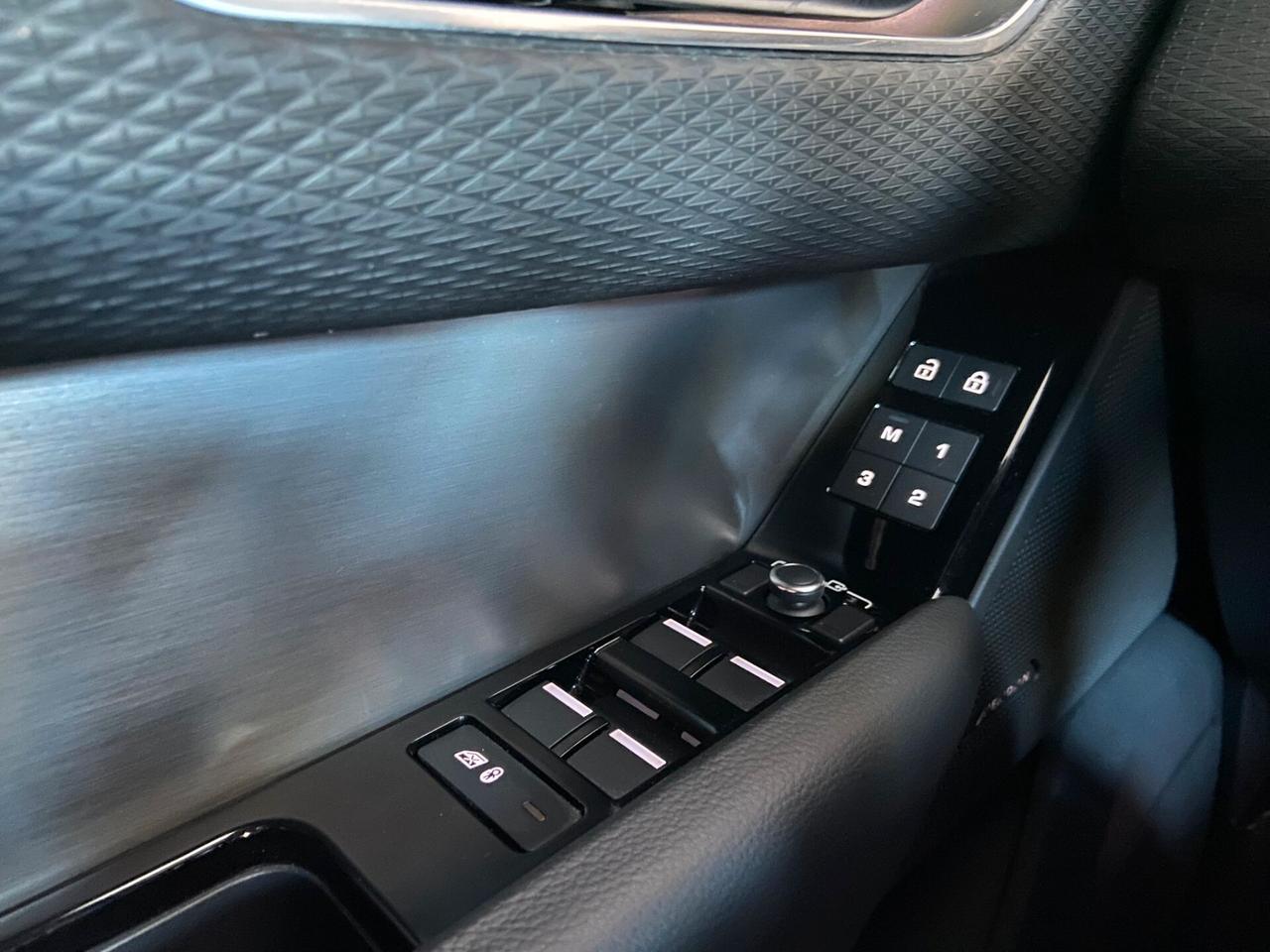 Land Rover Range Velar 2.0D I4 204 CV R-Dynamic
