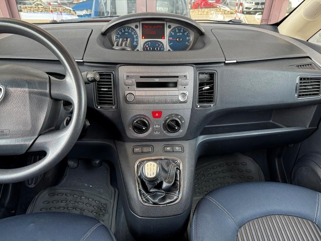 Lancia MUSA 1.3 Multijet 16V 90 CV Oro Plus