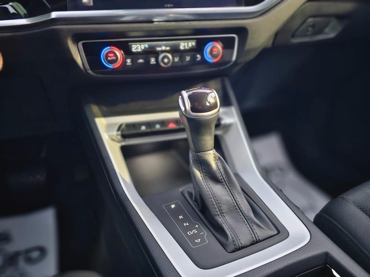 Audi Q3 35 TDI S tronic Business Advanced 2.0 150 CV