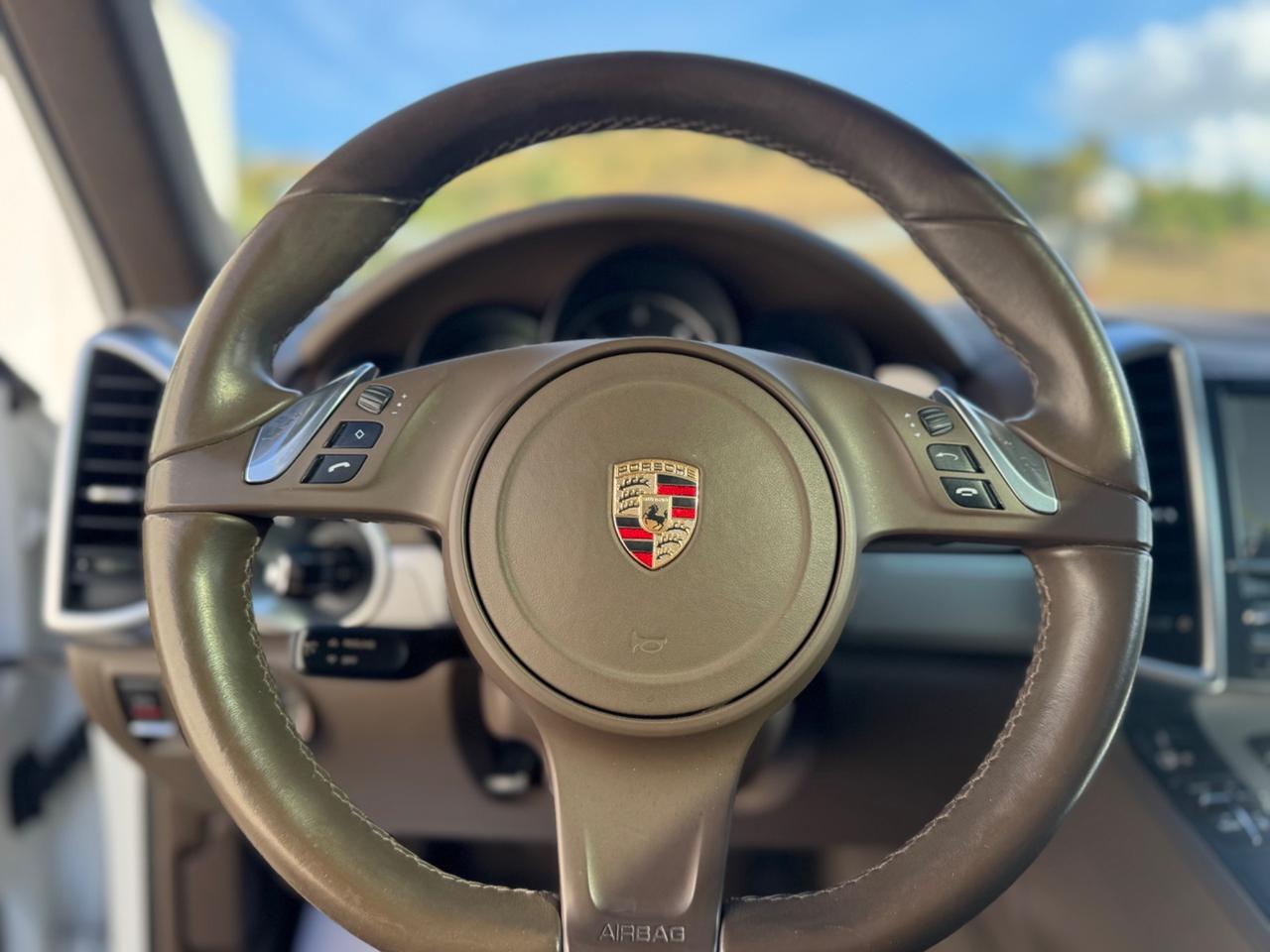 PORSCHE CAYENNE 3.0 D V6 245 CV PLATINUM EDITION FULL TETTO R21