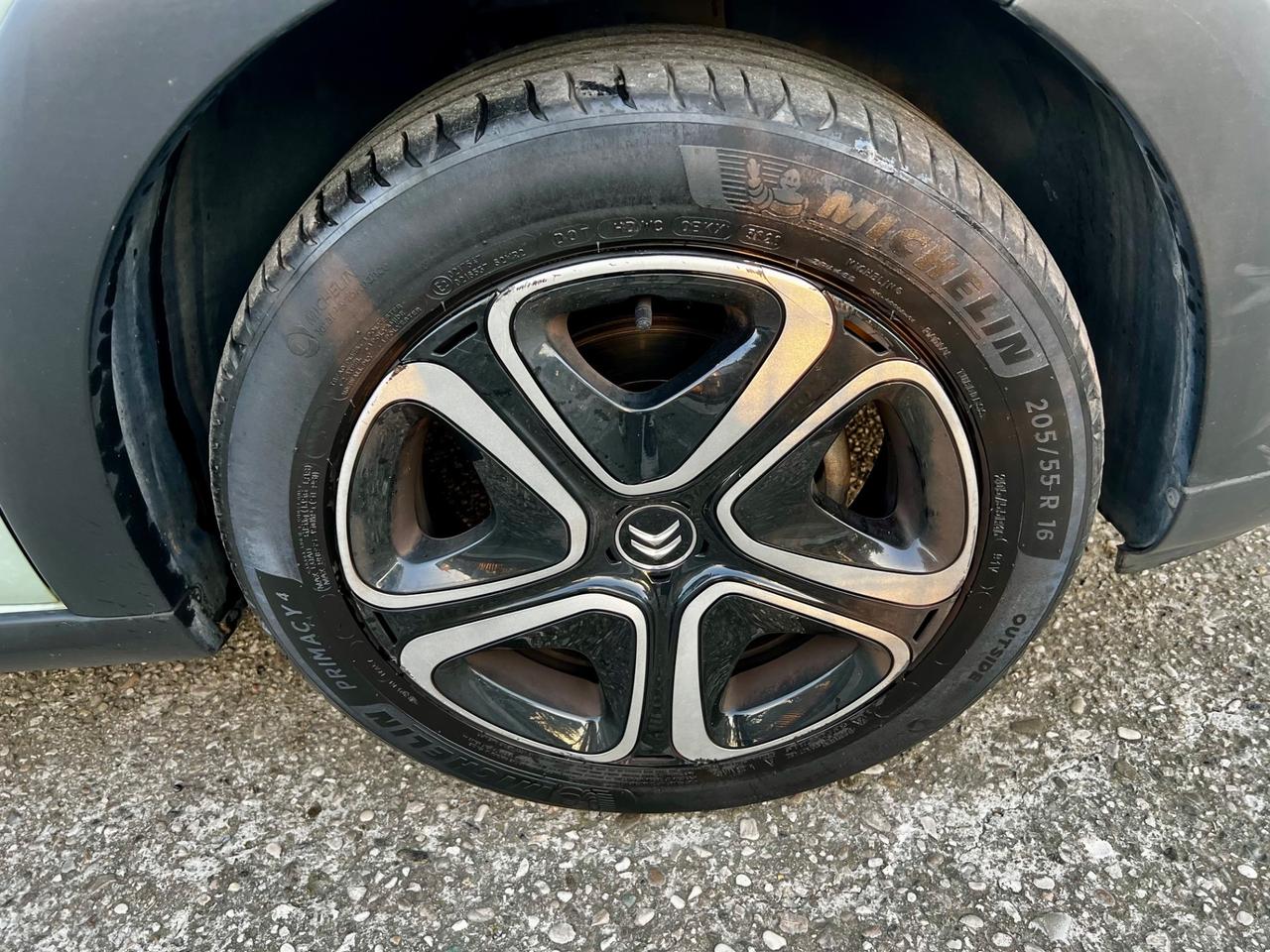 Citroen C3 PureTech 82 Shine Neopatentati