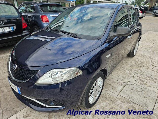 LANCIA Ypsilon 1.2 69 CV 5 porte GPL Ecochic Gold