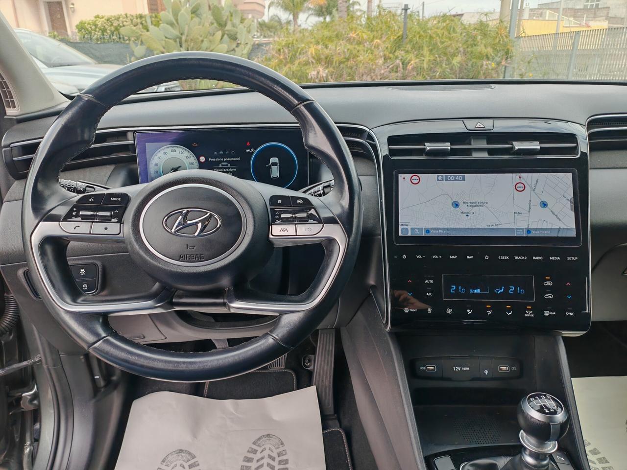 Hyundai Tucson 16crdi hybrid navig cam led 2022