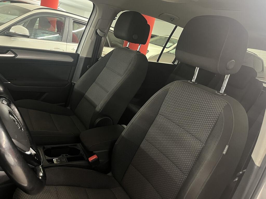 Volkswagen Touran VW TDI DSG 7 posti