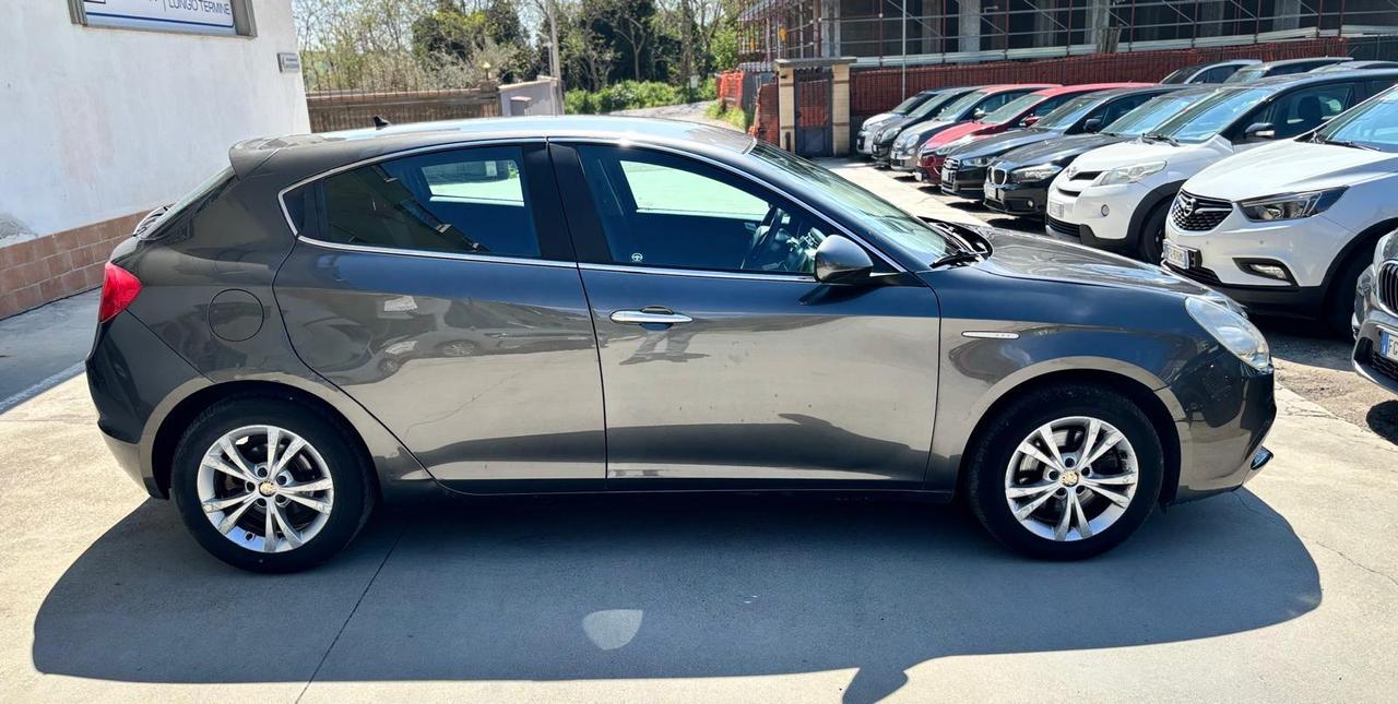 Alfa Romeo Giulietta 2.0 Jtdm Distinctive 170 cv