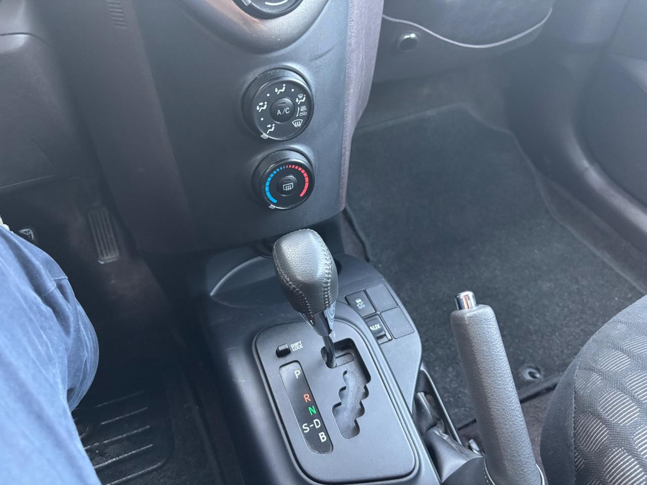 Toyota iQ 1.0 Sol AUTOMATICA ok Neopatentati