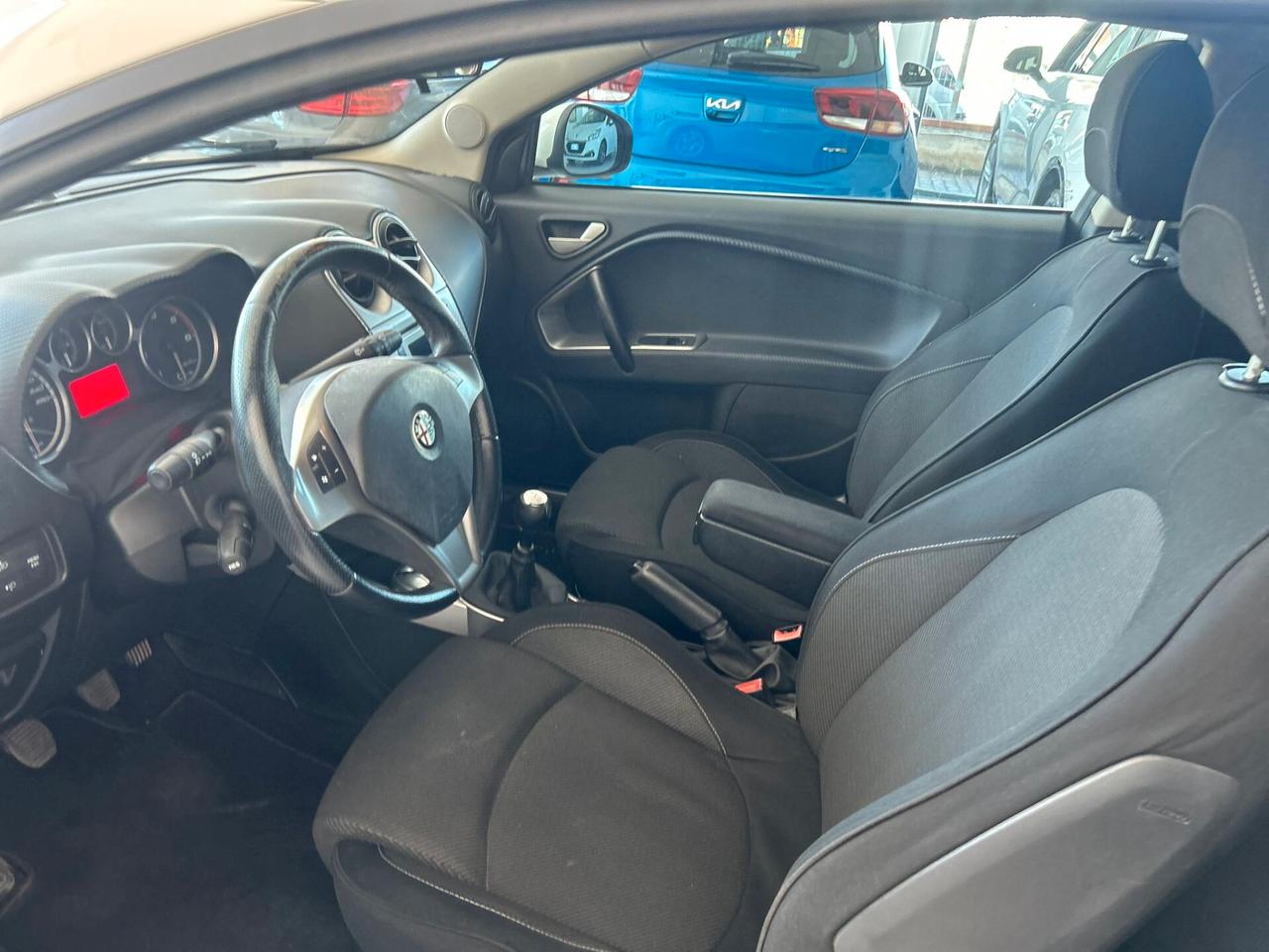 Alfa Romeo MiTo 1.3 JTDm-2 x neopatentati 2011